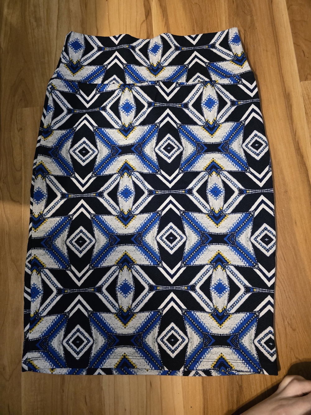 LuLaRoe Geometric Pencil Skirt in Blue, Black, White & Yellow